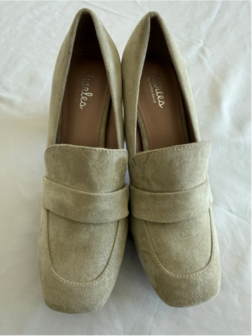Women's Charles by Charles David Platform Heel loafers Size 8.5 Beige Brown